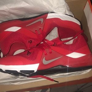 Osu NIKE command Trainer shoe MENS 11